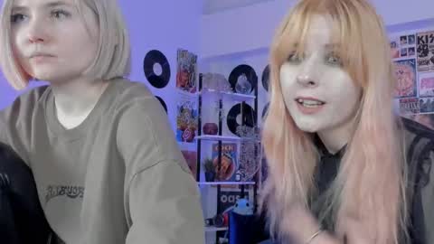 Snapshot of lexiwenford chatting on March 2025 06:16:01 PM Lexi Wenford NO NUDE GODDESS online show from March 2025 06:16:01 PM