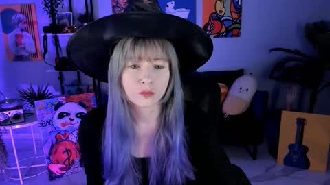 Snapshot of lexiwenford chatting on October 2025 02:59:02 AM Lexi Wenford NO NUDE GODDESS online show from October 2025 02:59:02 AM