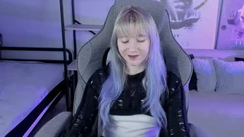 Snapshot of lexiwenford chatting on November 2025 03:28:01 AM Lexi Wenford NO NUDE GODDESS online show from November 2025 03:28:01 AM