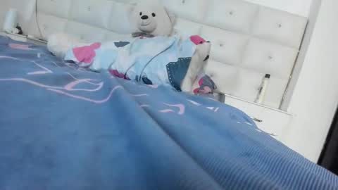 LEXXI online show from December 2024 05:02:01 PM