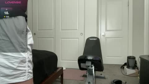 Dromaeosaurex online show from October 2025 10:41:02 PM