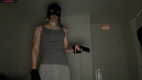 Dromaeosaurex online show from December 2025 09:03:01 AM