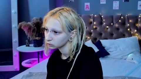 Lexy online show from February 2025 10:23:01 AM