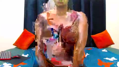 Silindile Caroline Madlala online show from March 2025 09:43:01 PM