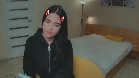 lexyswett online show from January 2025 05:06:01 PM