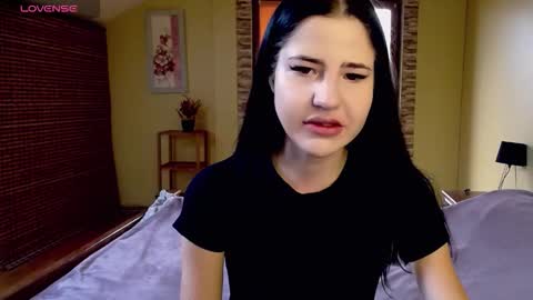 lexyswett online show from October 2025 07:40:02 AM