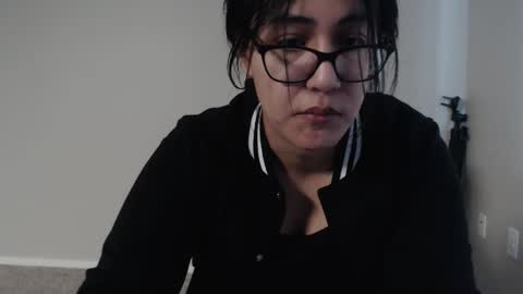 Snapshot of lexyvalentine chatting on November 2025 05:55:02 PM Mai online show from November 2025 05:55:02 PM