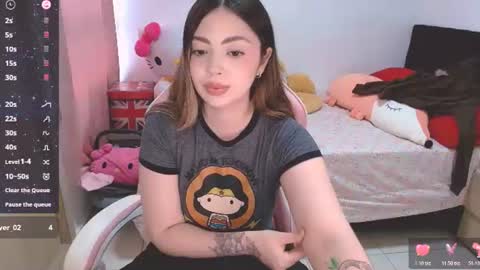 Leyla  online show from June 2026 05:17:02 PM