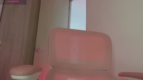 Snapshot of leyre_lerr chatting on July 2026 12:22:02 PM Jessica online show from July 2026 12:22:02 PM