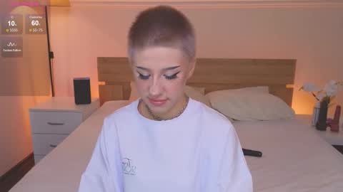 Snapshot of lezy_liza chatting on October 2025 03:59:01 AM Lisa online show from October 2025 03:59:01 AM