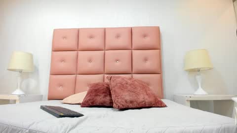 lhiamfitt online show from January 2025 05:59:01 PM