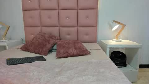 lhiamfitt online show from October 2025 03:29:02 PM