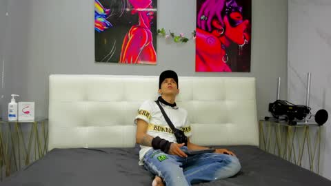 lia78couple online show from May 2026 09:30:02 PM