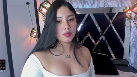 Snapshot of lia_14_ chatting on December 2024 05:40:02 PM Lia online show from December 2024 05:40:02 PM