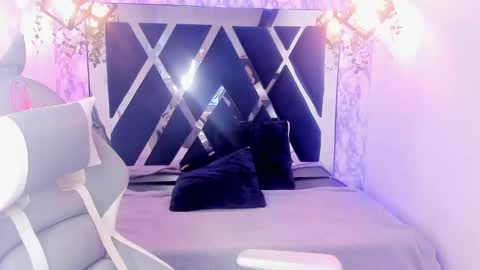 Snapshot of lia_14_ chatting on January 2025 11:17:01 AM Lia online show from January 2025 11:17:01 AM