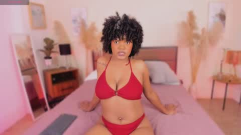 Snapshot of lia_adams17 chatting on June 2026 06:52:02 AM lia_adams17 online show from June 2026 06:52:02 AM