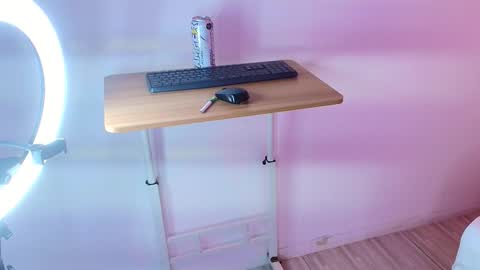 Lia  online show from March 2026 03:28:02 AM