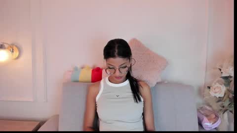 Snapshot of lia_girl2 chatting on February 2025 11:21:01 AM Lia online show from February 2025 11:21:01 AM