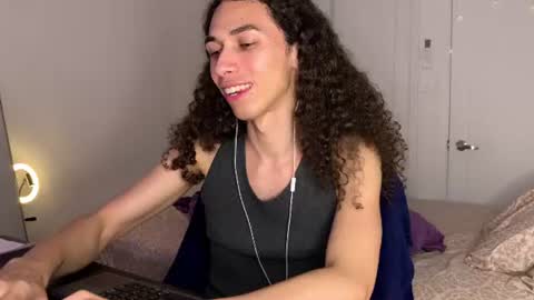 Snapshot of lia_hdz chatting on June 2026 05:55:02 PM Kabroncita online show from June 2026 05:55:02 PM