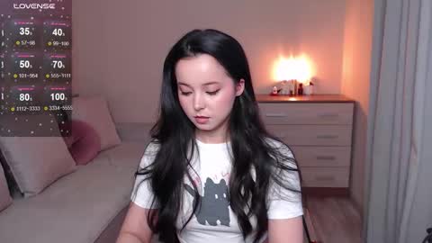 L I A online show from November 2025 01:21:02 PM