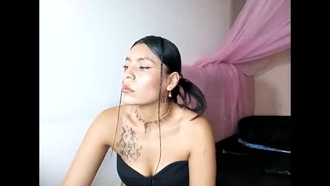 Lia online show from January 2025 06:58:02 PM