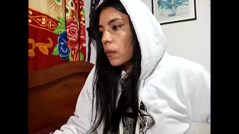 Lia online show from February 2025 09:54:01 AM