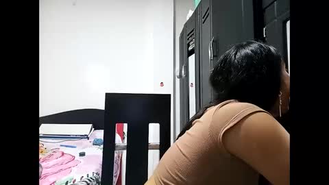 Lia online show from December 2025 07:09:01 PM