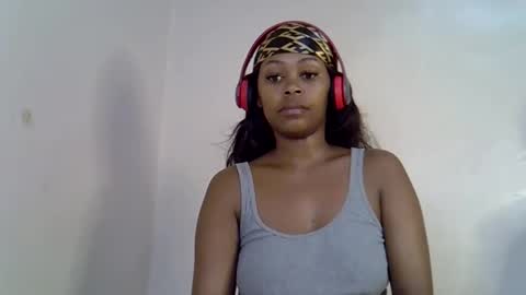 lia online show from November 2025 02:25:01 AM