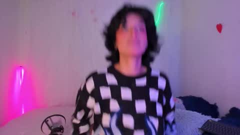 lia_leandro888 online show from February 2026 09:33:02 PM