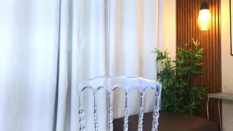 LIA online show from October 2025 06:15:02 PM