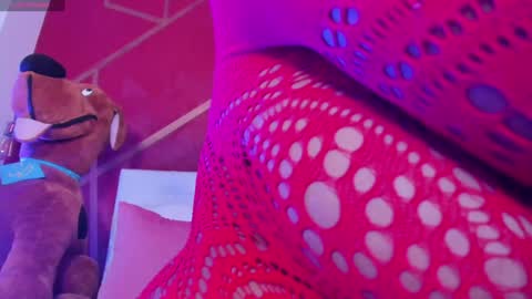 Snapshot of lia_mariana chatting on February 2025 05:46:01 PM lia_mariana online show from February 2025 05:46:01 PM