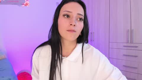 Little Queen Lia  online show from December 2024 10:23:01 PM