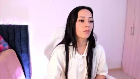 Little Queen Lia  online show from January 2025 07:02:02 PM