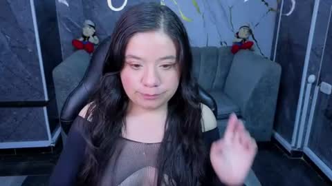 Snapshot of lia_robertss_b chatting on June 2026 08:21:01 PM lia_robertss_b online show from June 2026 08:21:01 PM