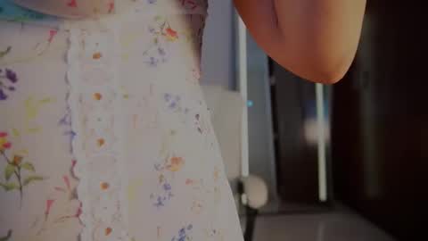 Snapshot of lia_russo_ chatting on October 2025 01:07:01 PM Lia online show from October 2025 01:07:01 PM