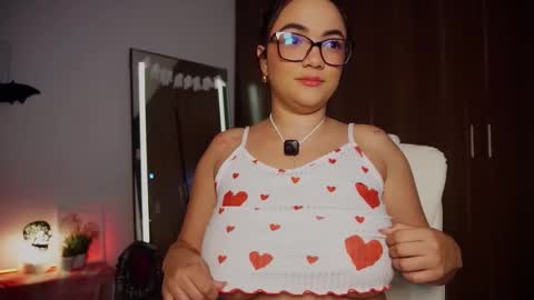 Snapshot of lia_russo_ chatting on October 2025 02:46:01 PM Lia online show from October 2025 02:46:01 PM