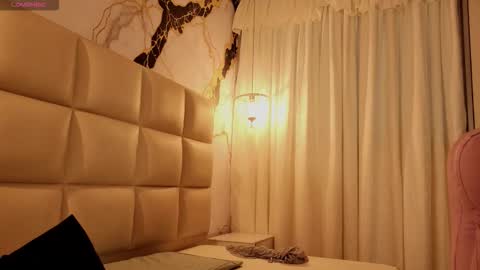 Lia online show from March 2026 07:08:02 PM