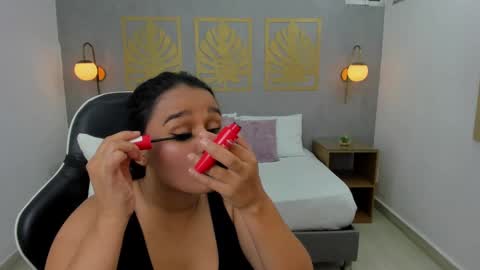 Lia  online show from February 2025 02:29:01 AM