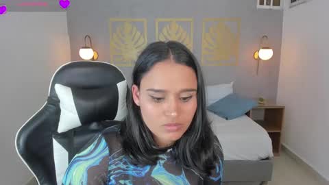 Lia  online show from March 2025 05:44:01 AM