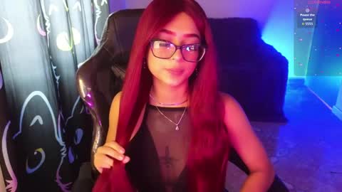 lia_varel online show from May 2026 01:27:01 PM