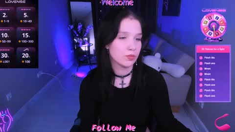 Lia online show from December 2024 10:07:01 AM