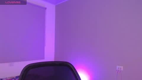   lia  online show from November 2025 02:46:02 AM