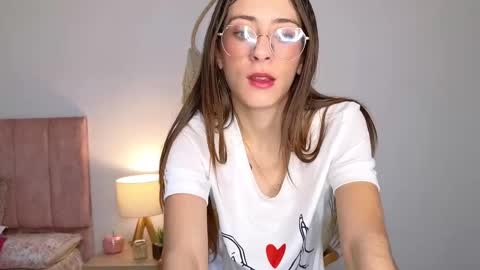 Snapshot of liaaa___ chatting on December 2024 02:37:02 PM Lia online show from December 2024 02:37:02 PM