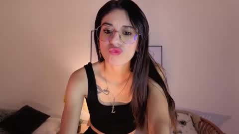 Snapshot of liaaa___ chatting on October 2025 01:10:01 PM Lia online show from October 2025 01:10:01 PM