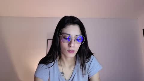 Snapshot of liaaa___ chatting on November 2025 02:19:02 PM Lia online show from November 2025 02:19:02 PM