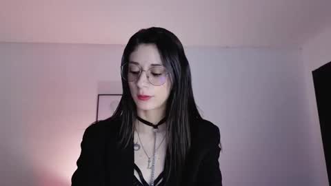 Snapshot of liaaa___ chatting on November 2025 02:18:02 PM Lia online show from November 2025 02:18:02 PM