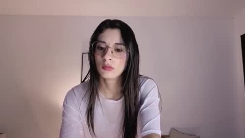 Snapshot of liaaa___ chatting on November 2025 11:32:02 AM Lia online show from November 2025 11:32:02 AM