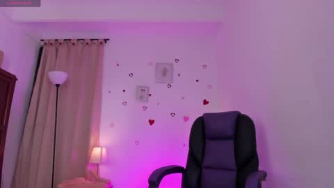liaa moretzz online show from May 2026 11:10:02 PM