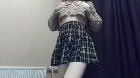 Snapshot of liabanny chatting on February 2026 07:10:01 PM Julia online show from February 2026 07:10:01 PM