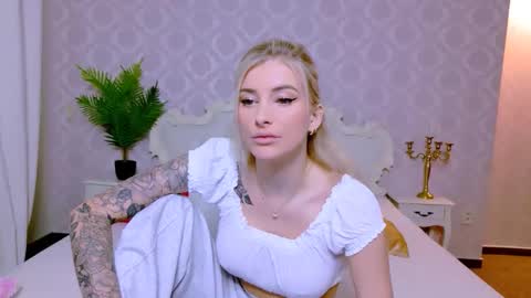 Lia online show from February 2026 09:24:02 AM